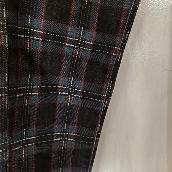 Paige High Rise Ankle Jeans - Picture 7 of 8